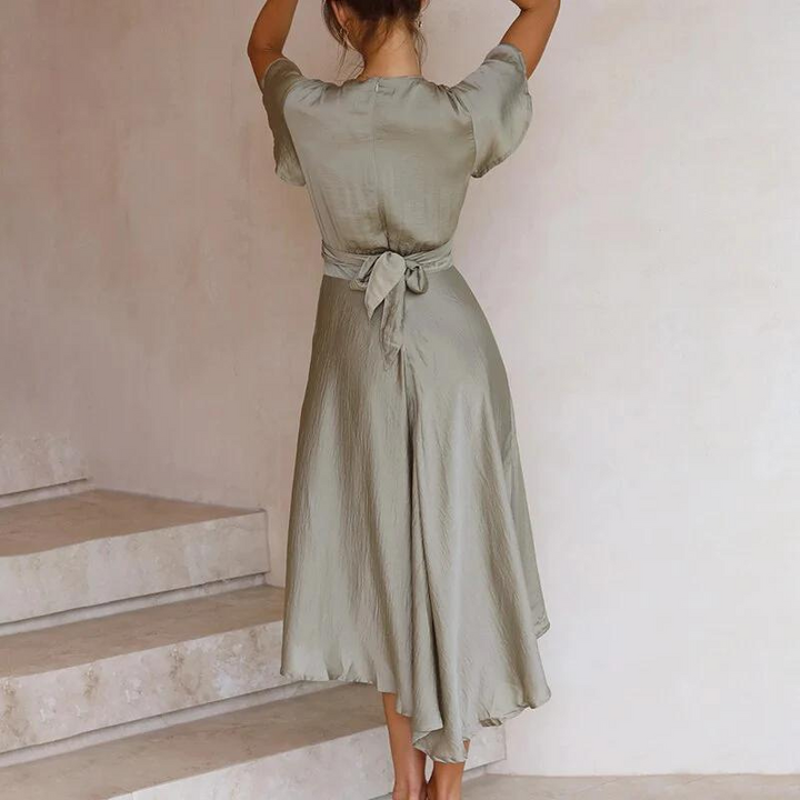 Sassy - Flowing Vintage Dress