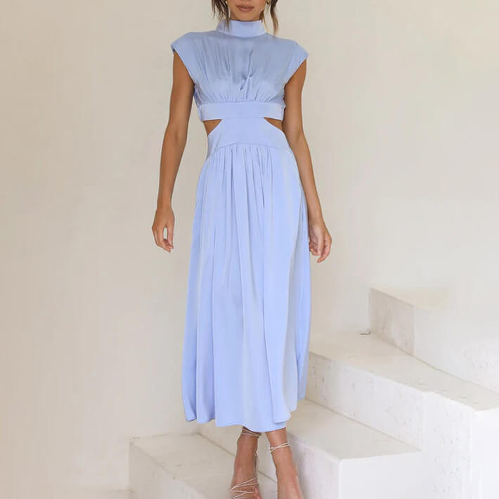 DINA | PLEATED DRESS WITH HIGH NECK